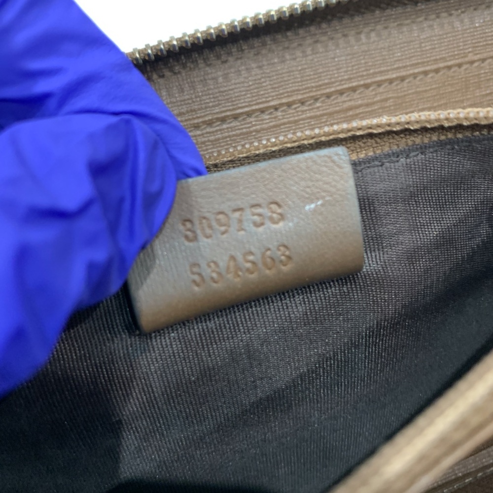 Gucci Beige Long Wallet - Picture 9 of 12